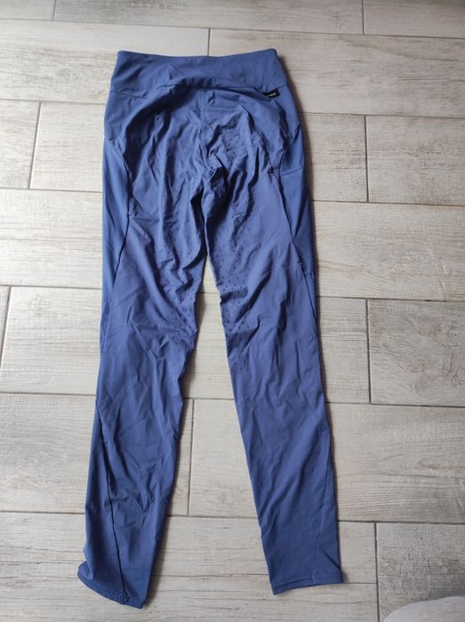 Bryczesy legginsy jeździeckie rozm. 164 Caperlan