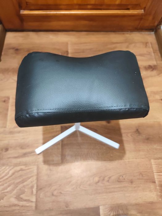 Тринога педикюрна