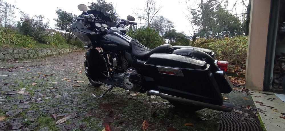 Harley Davidson Road Glide ULTRA FLTRU