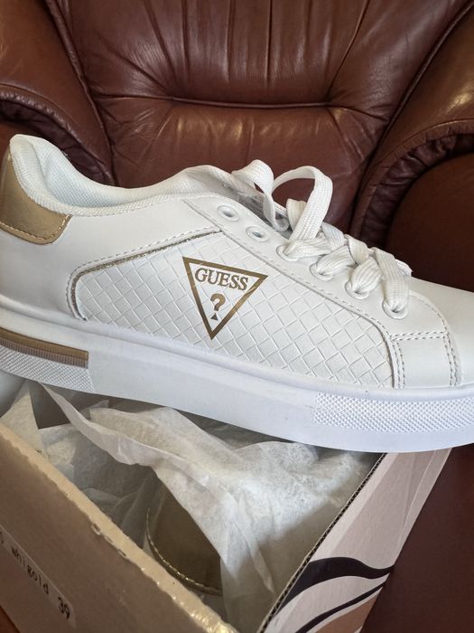Sapatilhas Guess (Promoção)