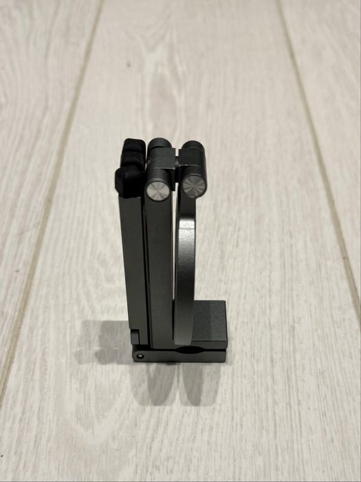 Магнітний компактний тримач/штатив з MagSafe