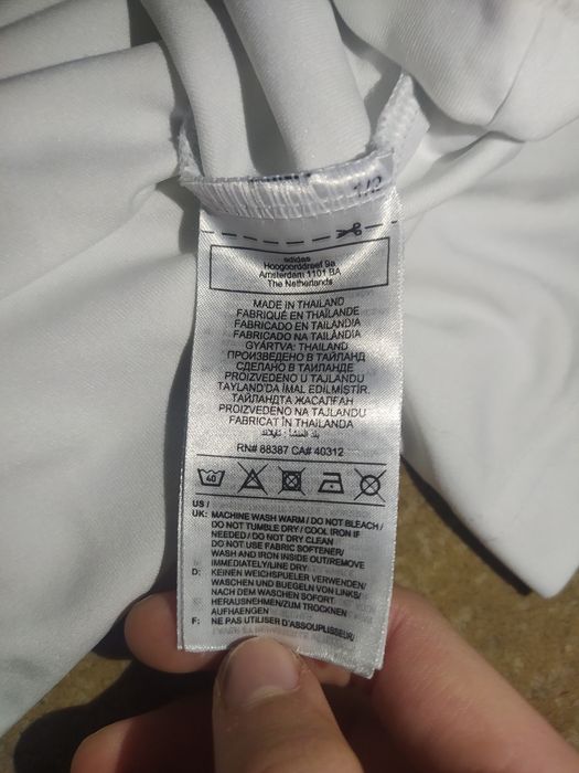 Футболка adidas у чудовому стані