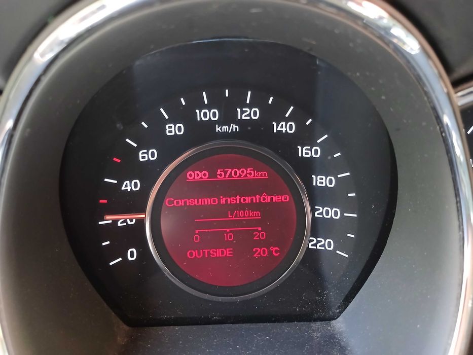 Kia Rio 1.2 Gasolina 5 lugares