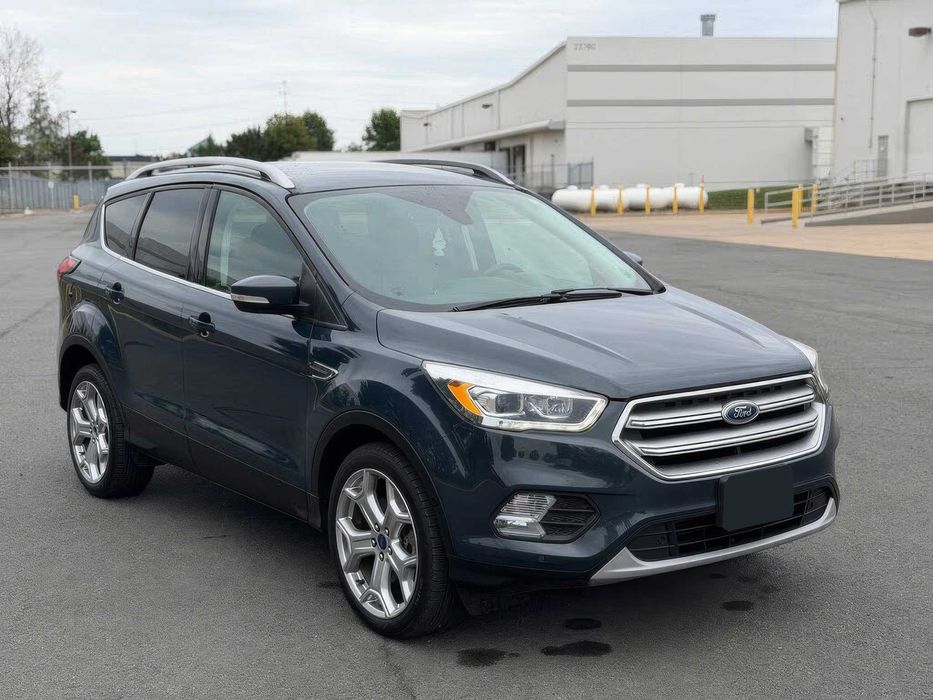 Ford Escape Titanium      2019