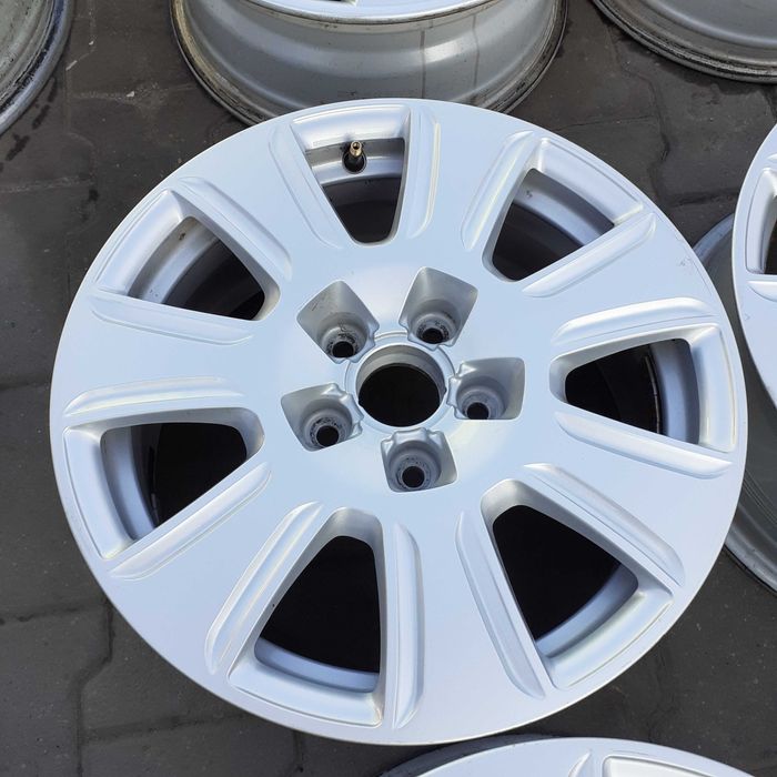Felgi aluminiowe AUDI 5x112 6,5Jx16 ET33 Nr 92