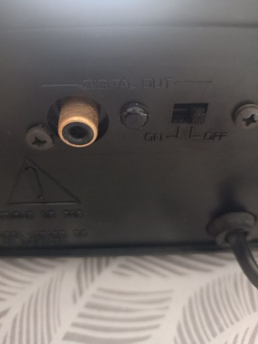 Leitor de CD Yamaha cdx-810