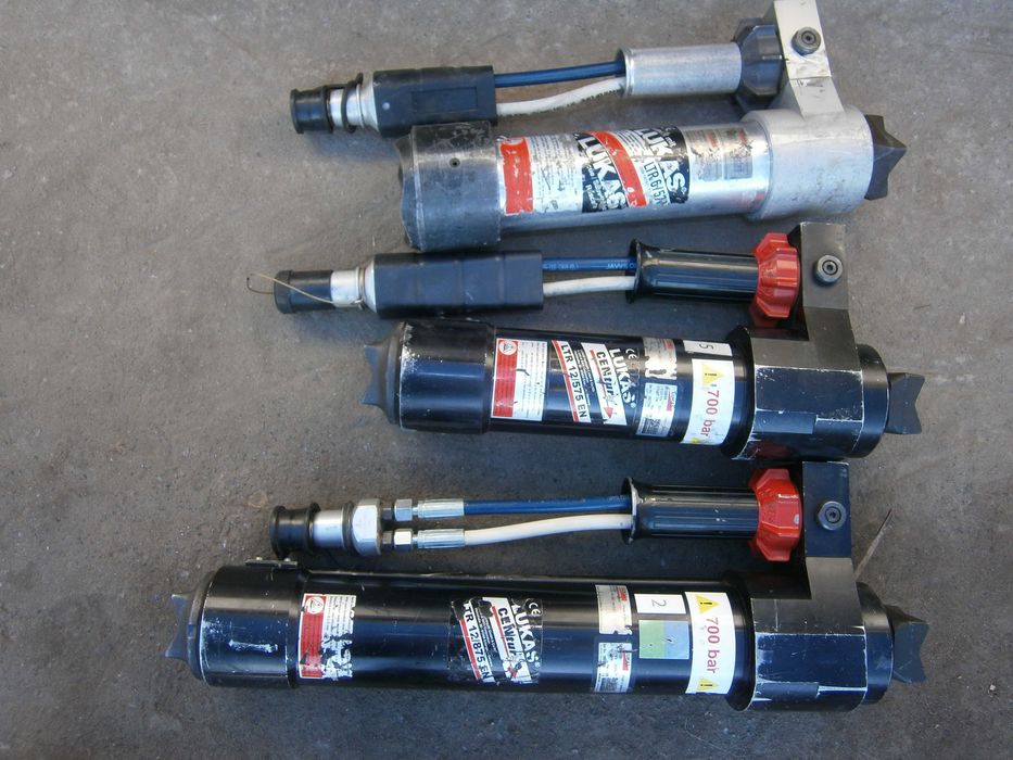 домкраты гидравлические LUKAS аварийно-спасательный  инструмент