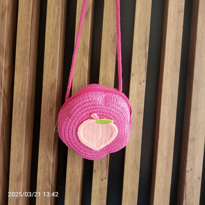 Nowa przepiękna torebka różowa pleciona Boho truskawka