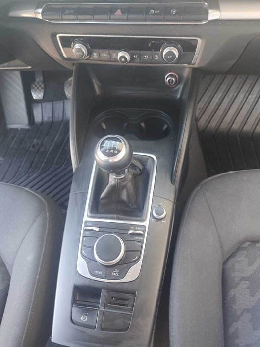 Audi A3 Sportback 1.6 TDI Ultra 110cv (2014) – Nacional – 1 Dono – Histórico Total na Audi