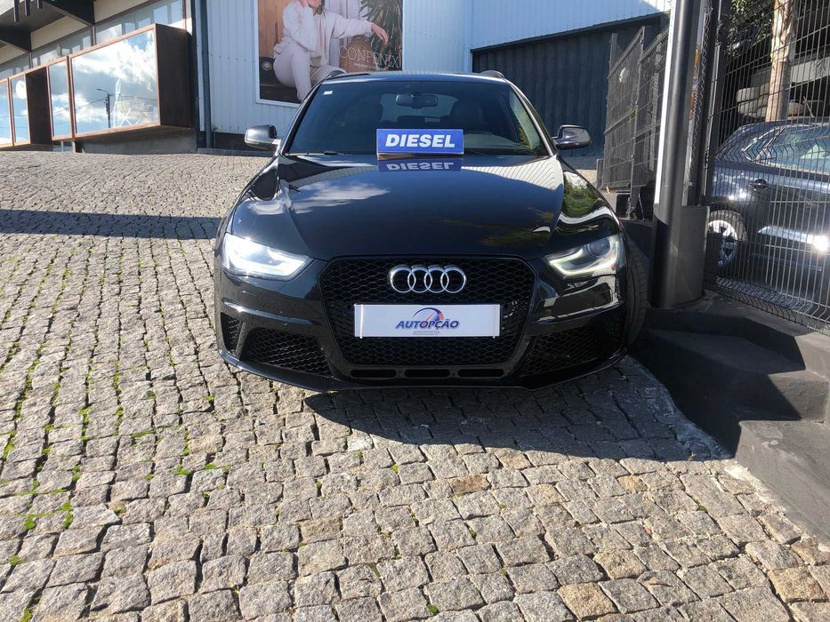 Audi A4 Avant 2.0 TDI S-LINE LOOK RS4