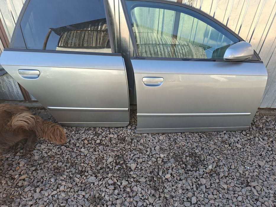 Audi a4 b7 drzwi przód prawe Europa LZ7G