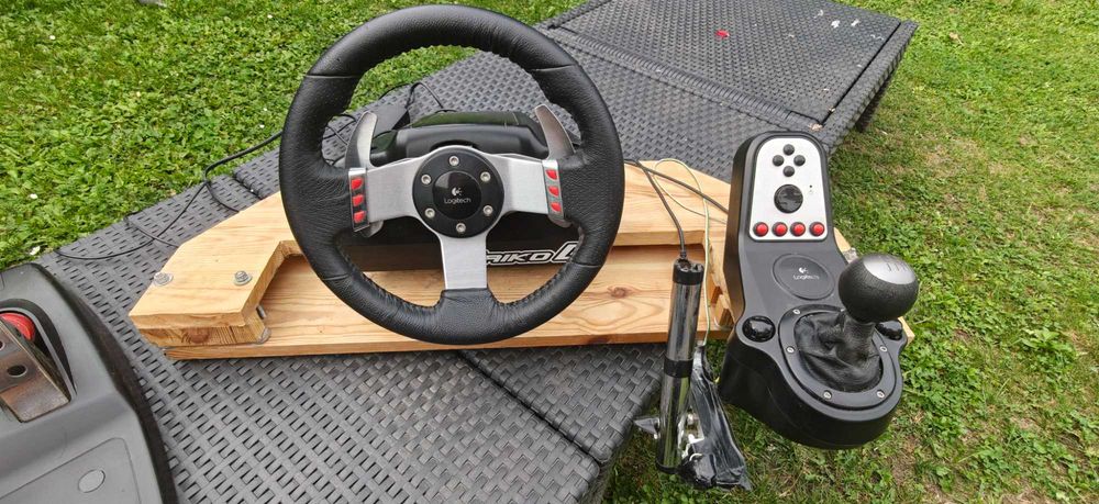 Kierownica Logitech G27 + Shifter + Ręczny