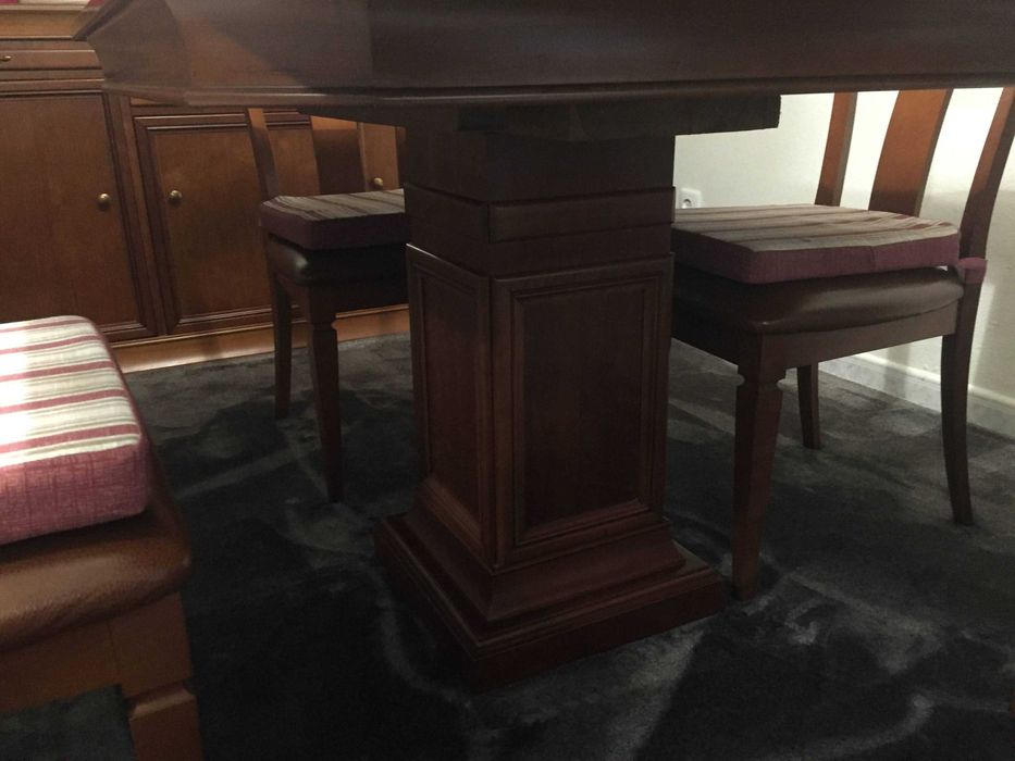 Mesa Sala Jantar Cerejeira Extensível + 4 cadeiras