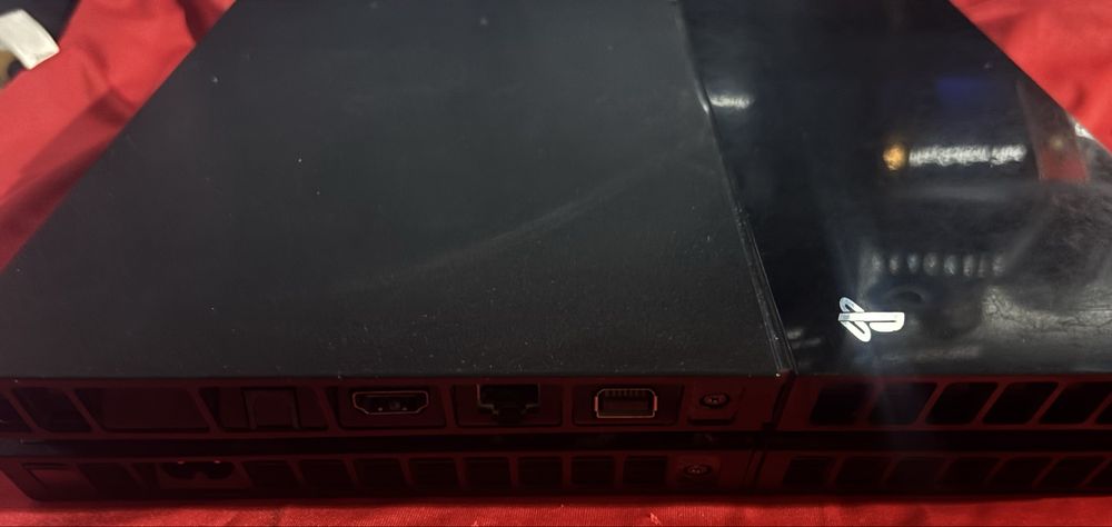 PS4 with Software 11.00490736380303134722