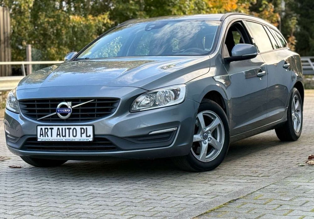 Volvo V60 Automat LIFT NAVI Ledy