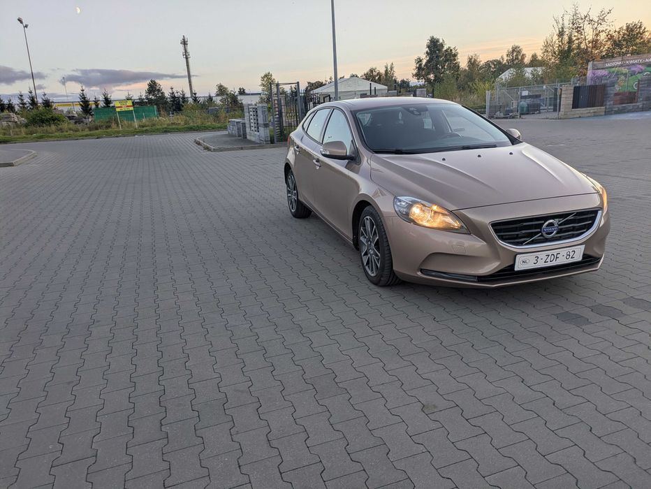 Sprzedam VOLVO V40