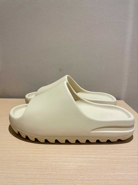 adidas_Yeezy_Slide_Bone  R. 40,5