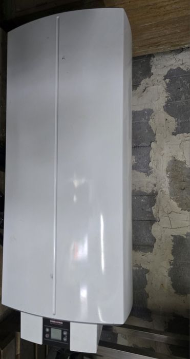 Pojemnościowy podgrzewacz wody, bojler elektryczny Stiebel Eltron model SHZ 120 LCD.