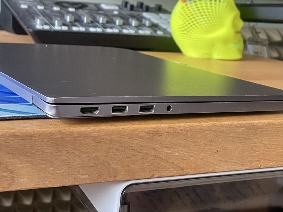 Ноутбук Xiaomi Mi Pro 15.6 / i7 / 16GB /250 SSD
