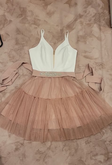 Sukienka tiulowa damska Locaria 34 KOKO moda pudrowy róż wesele