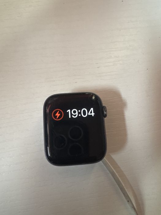 Apple Watch Series 6 44mm GPS – Space Gray
