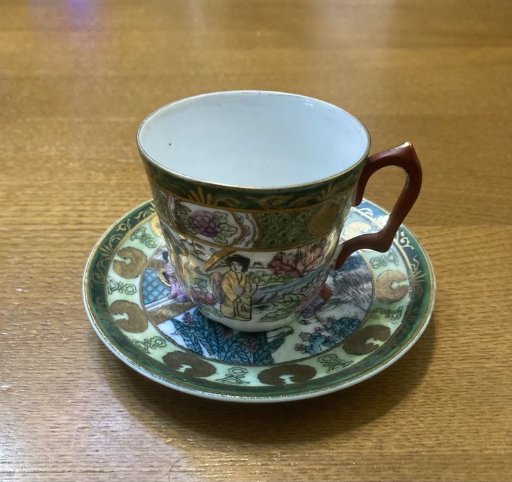 Chávena de café Vista Alegre 1881/1921)