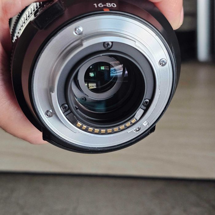 Objectiva Fujinon XF16-80 mm F4 R OIS WR