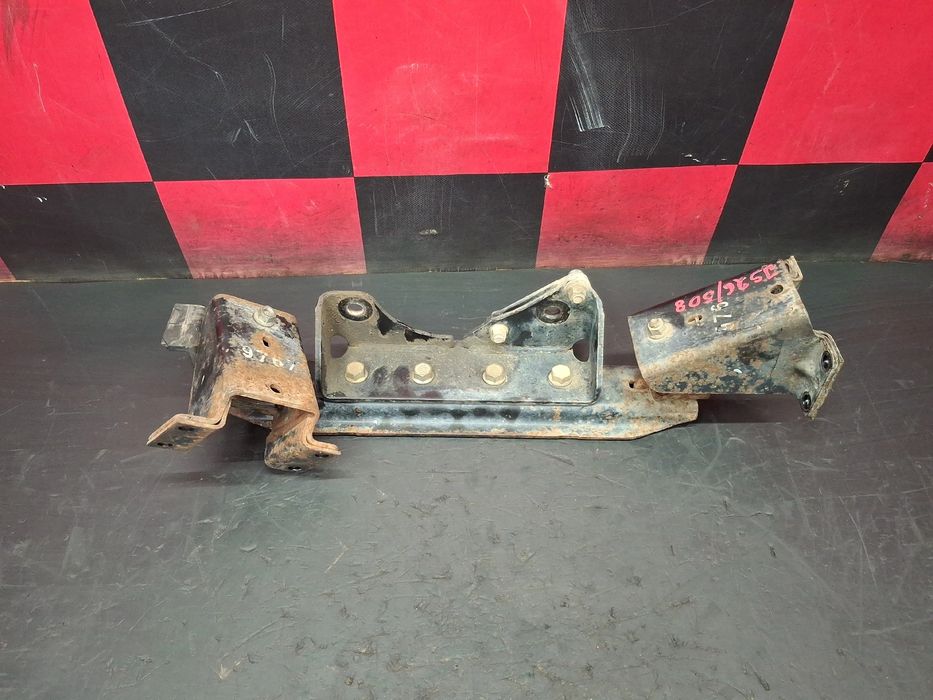Suporte Caixa Velocidades MITSUBISHI TRUCKS Canter