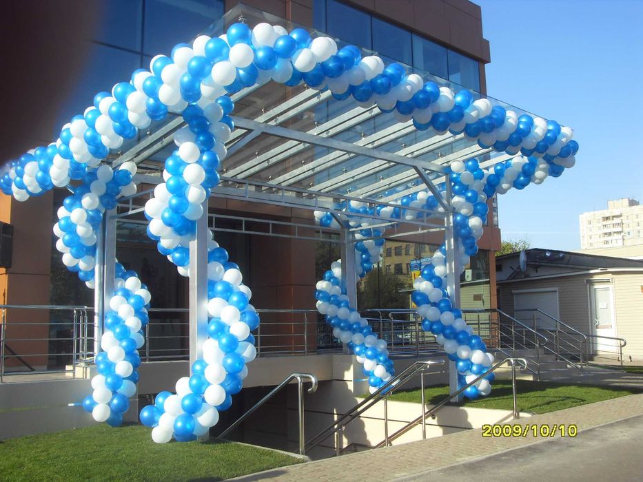 Оформлення повітряними кульками, арки, гірлянди з кульок Київ