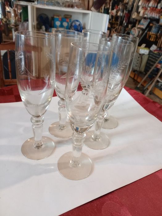 6 flutes de champanhe vintage