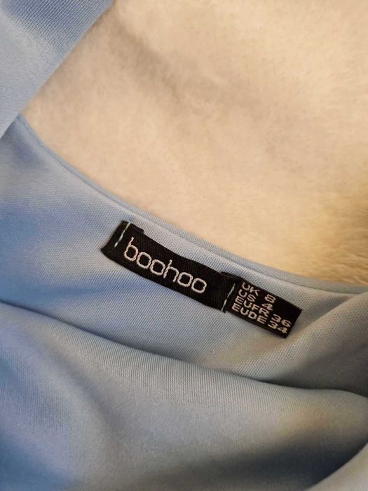 Body niebieskie, błękitne Boohoo