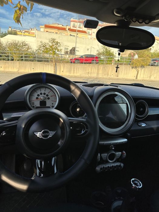 Mini Cooper D R56 - 2010