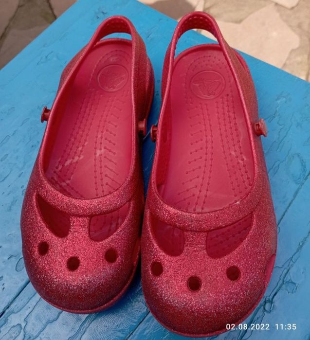 Туфлі на дівчинку