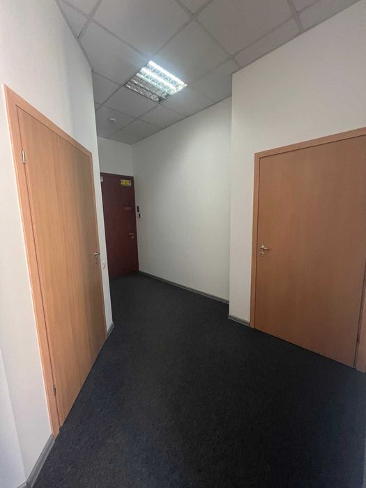 Офіс 69 м.кв. Вокзальна, Бізнес центр, Солом 'янский р-н. Власник