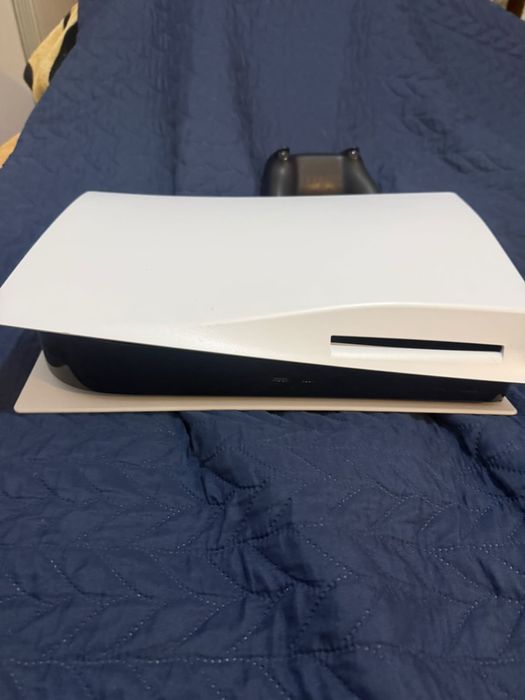 PS5 com leitor, 850gb com comando novo