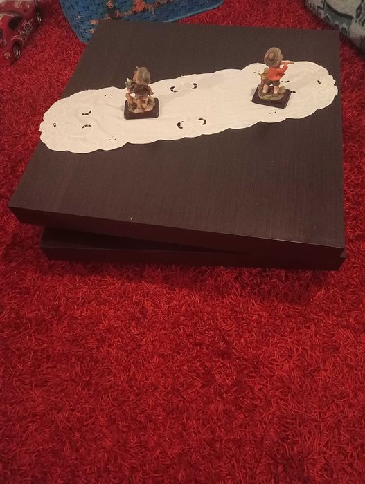 Mesa de centro em madeira