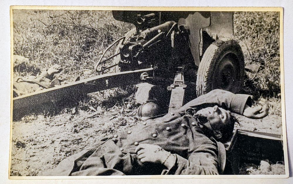 Militaria de Trincheira Fotos de  Soldados franceses Tombados