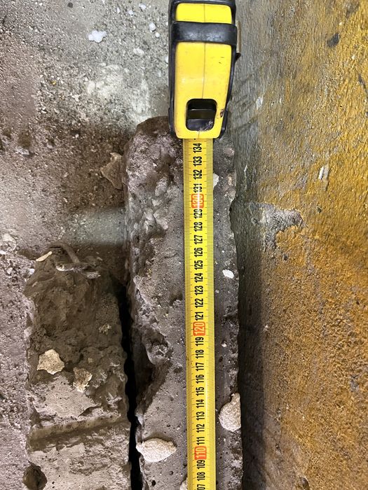 Продам 3 бетоных столба