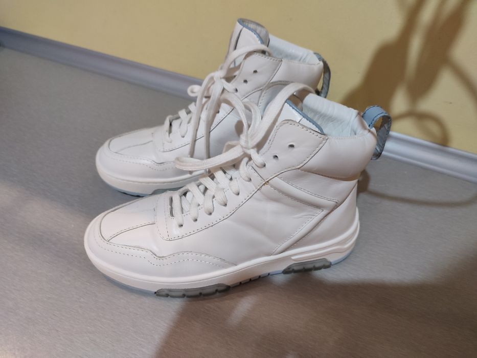 Sneakersy, buty wysokie BADURA r.36 (23 cm) ,całe ze skóry, stan ideal