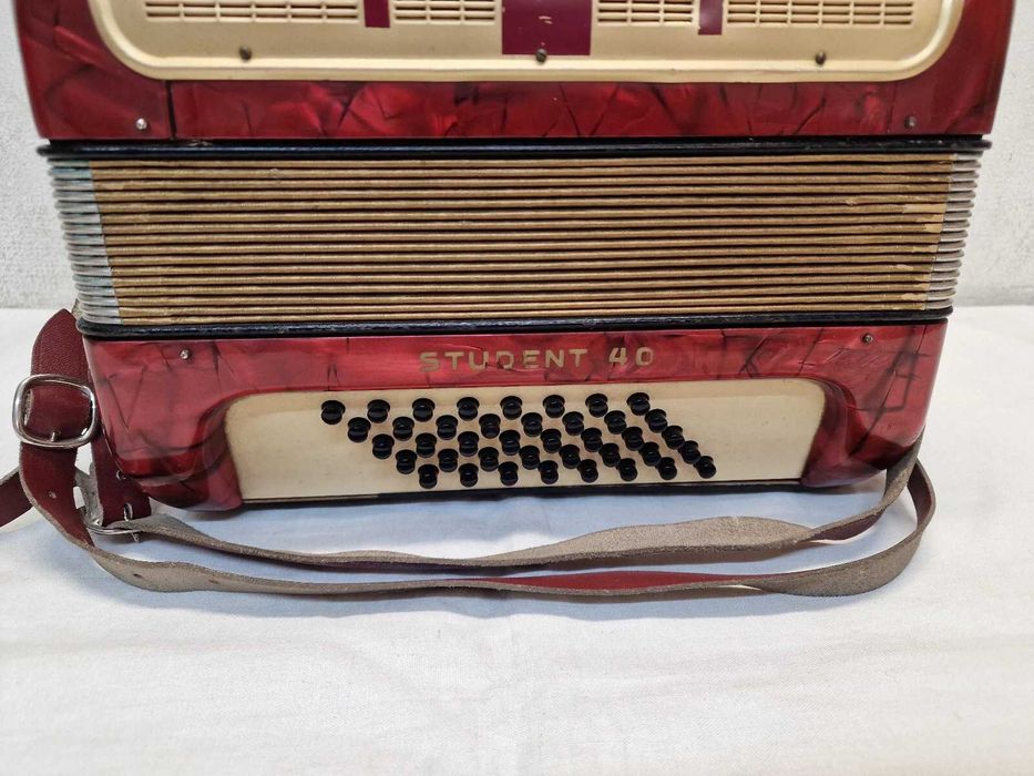 Acordeão Hohner de Teclas à 2ª Voz - Acordeon