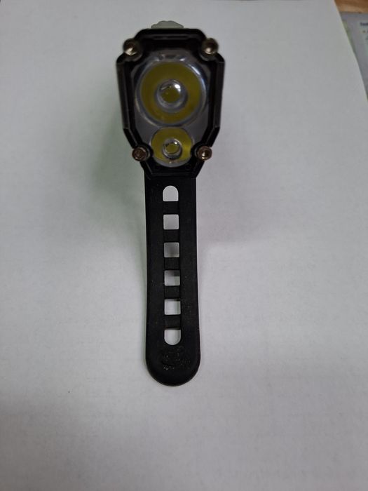 Lampka rowerowa DAYBLAZER 1500