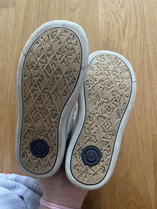 Buty sportowe adidasy chlopiec 28