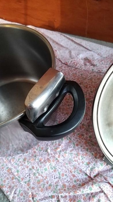 panela de pressão de 5.5 litros