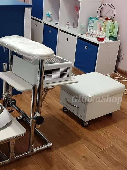 Пуф Стул Стілець Майстра Педикюрний Педикюр Манікюрна Підставка Крісло