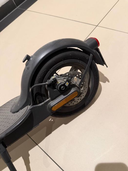 Hulajnoga Xiaomi Mi Electric Scooter 1S