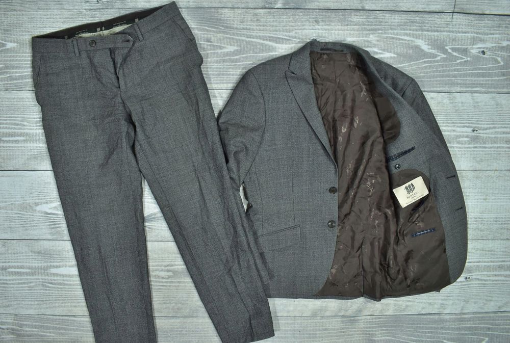 Bertoni White Wełniany Garnitur Brązowy 48