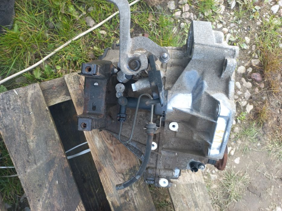 Skrzynia biegów manualna 1.2 benzyna LVG vw polo skoda seat fabia