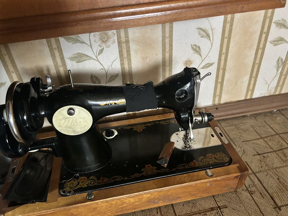 Швейная машинка продам Подольск