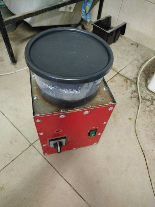 Máquina de agulhas para a indústria de Ourivesaria e Joalharia usada