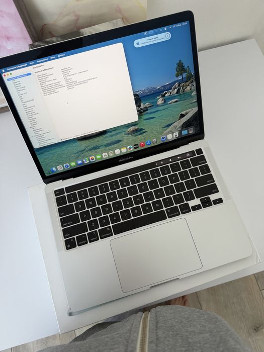 Macbook Pro M1 2020 13” 8/256 gb touch bar